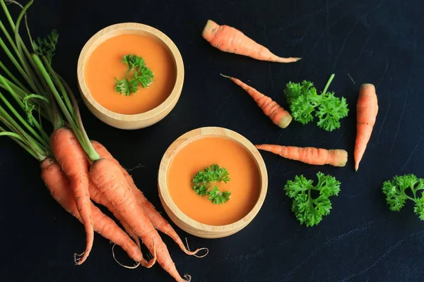 Soupe de carotte fraîche — Photo