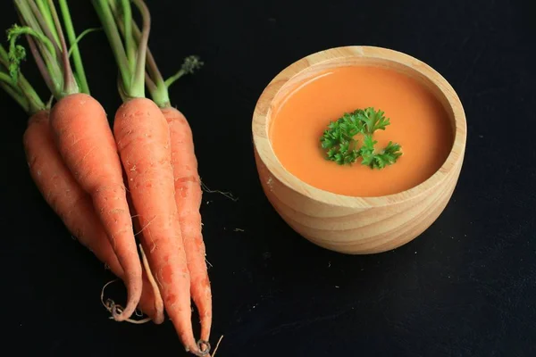 Soupe de carotte fraîche — Photo