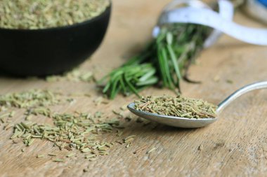 Biberiye yaprakları ve kuru