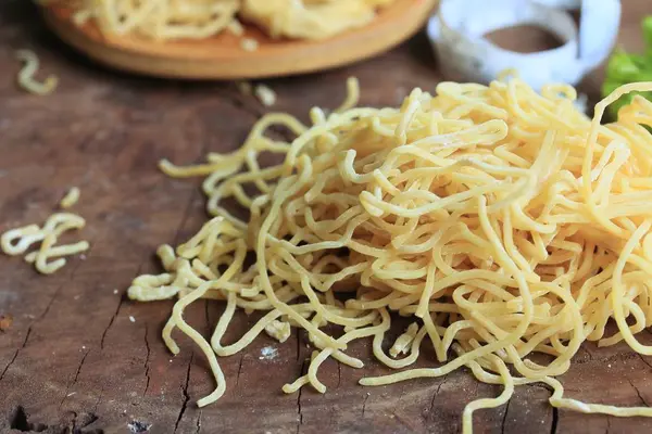 Sabroso los fideos de huevo — Foto de Stock