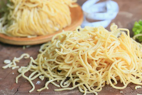 Sabroso los fideos de huevo — Foto de Stock