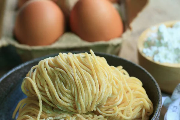 Tasty the egg noodles — Stock Photo, Image