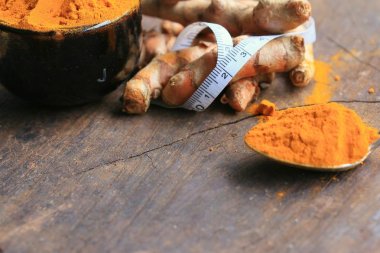 Zerdeçal tozu ile taze