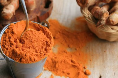 Zerdeçal tozu ile taze