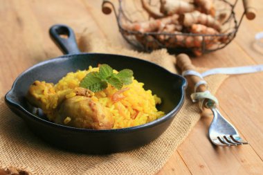 tavuk biryani pirinç