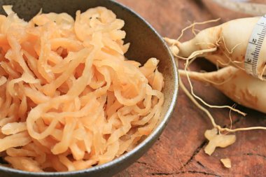 taze ile turşu turp