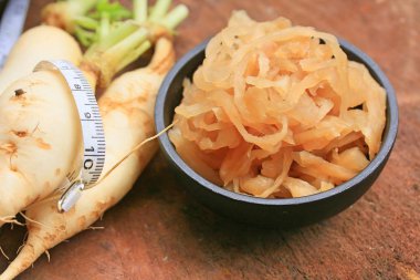 taze ile turşu turp