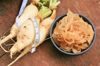 taze ile turşu turp