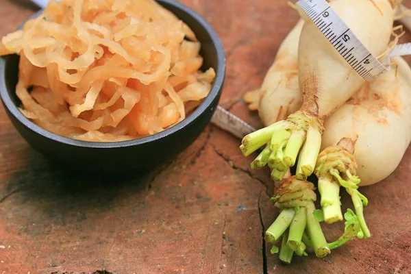 taze ile turşu turp