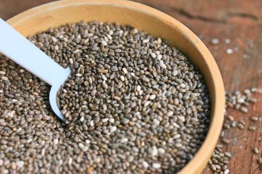 Chia tohum ahşap üzerine