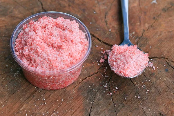 Mix powder sugar plum