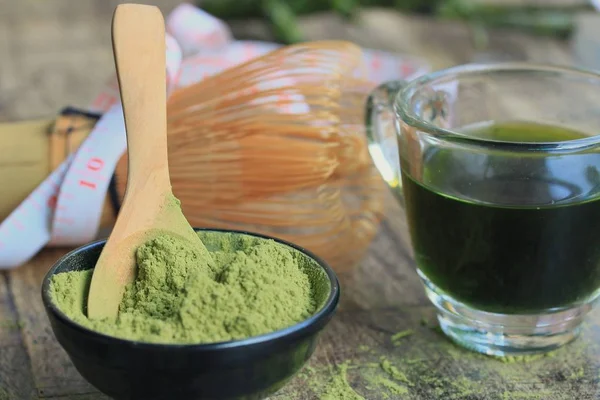 Hot green tea with powder — Stock Photo, Image