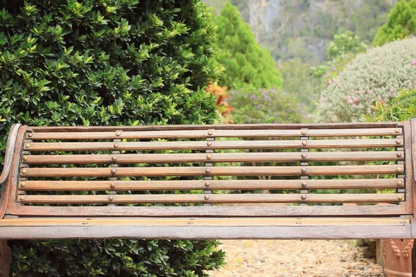 Silla en el parque — Foto de Stock