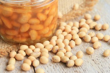 yığın tuzlu soya fasulyesi