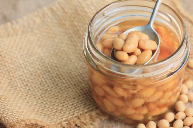 yığın tuzlu soya fasulyesi