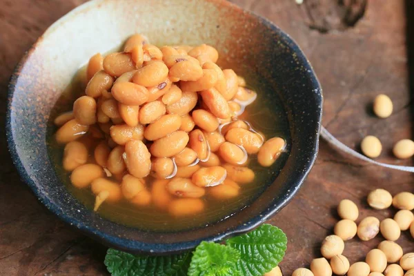 yığın tuzlu soya fasulyesi