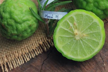 ahşap üzerinde taze Güney Afrika'da bir kabile