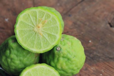 ahşap üzerinde taze Güney Afrika'da bir kabile