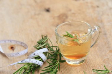 otlar biberiye sıcak çay