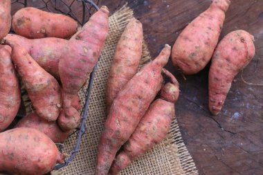 Organik portakal tatlı patates yam