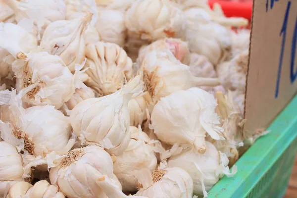 Knoblauch auf dem Markt — Stockfoto