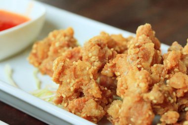 lezzetli kızarmış tavuk kemikleri