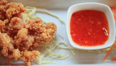 lezzetli kızarmış tavuk kemikleri