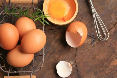 yumurta sarısı ile taze