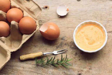 yumurta sarısı ile taze