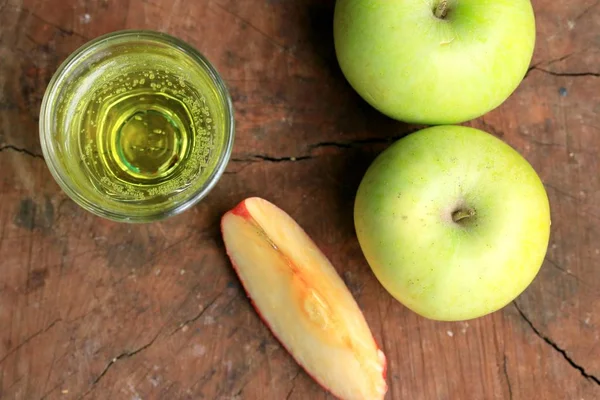 Green apple juice soda — Stock Photo, Image