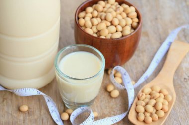 Soya sütü soya ile