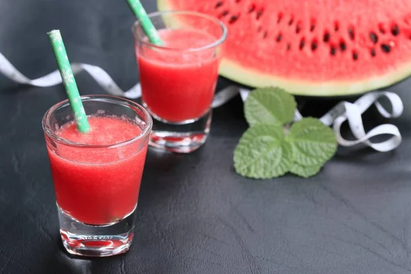 Vattenmelon smoothie med färska — Stockfoto