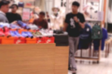 bulanık ayakkabı alışveriş merkezi