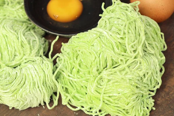 Green jade egg noodles — Stock Photo, Image