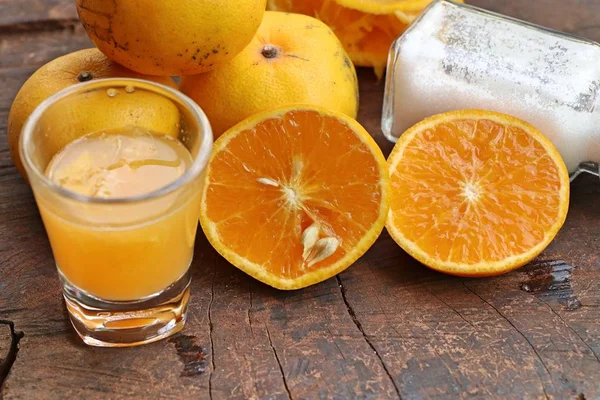 Orange juice and fresh — Stock Photo, Image