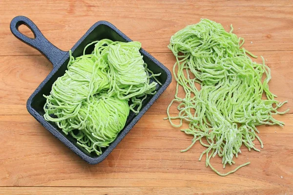 Green jade egg noodles — Stock Photo, Image