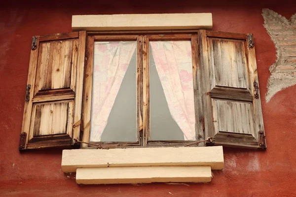 Okna stavební vintage — Stock fotografie