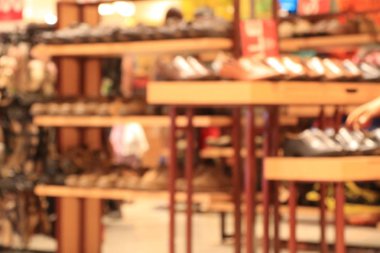 bulanık ayakkabı alışveriş merkezi