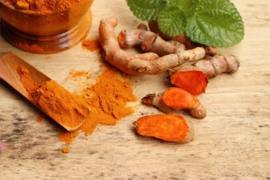 Zerdeçal tozu ile taze