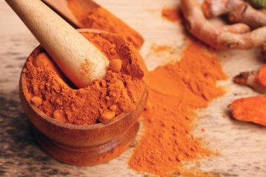 Zerdeçal tozu ile taze