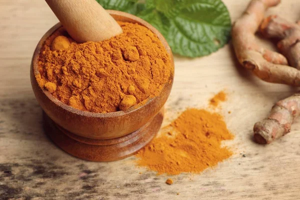 Zerdeçal tozu ile taze