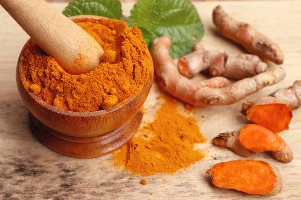 Zerdeçal tozu ile taze