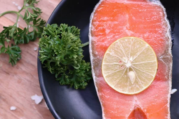 Rohe Scheibe Lachs — Stockfoto