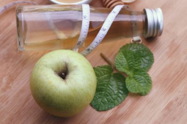 elma sirkesi bal ile