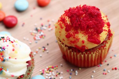 kek ve çikolata renkli kaplama