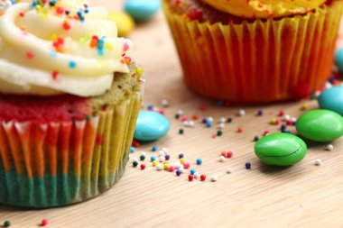 kek ve çikolata renkli kaplama