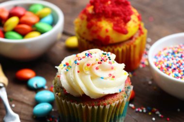 kek ve çikolata renkli kaplama