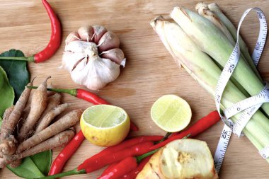 Baharatlı çorba - bitkisel maddeler Tayland gıda