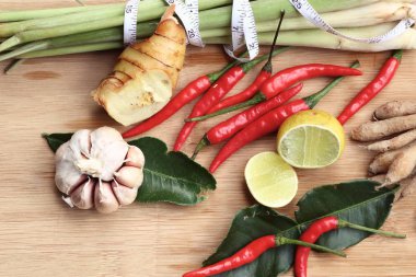 Baharatlı çorba - bitkisel maddeler Tayland gıda