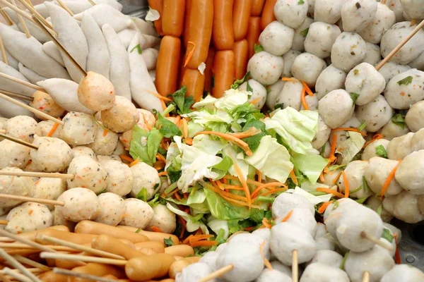 buğulama köfte ve sosis